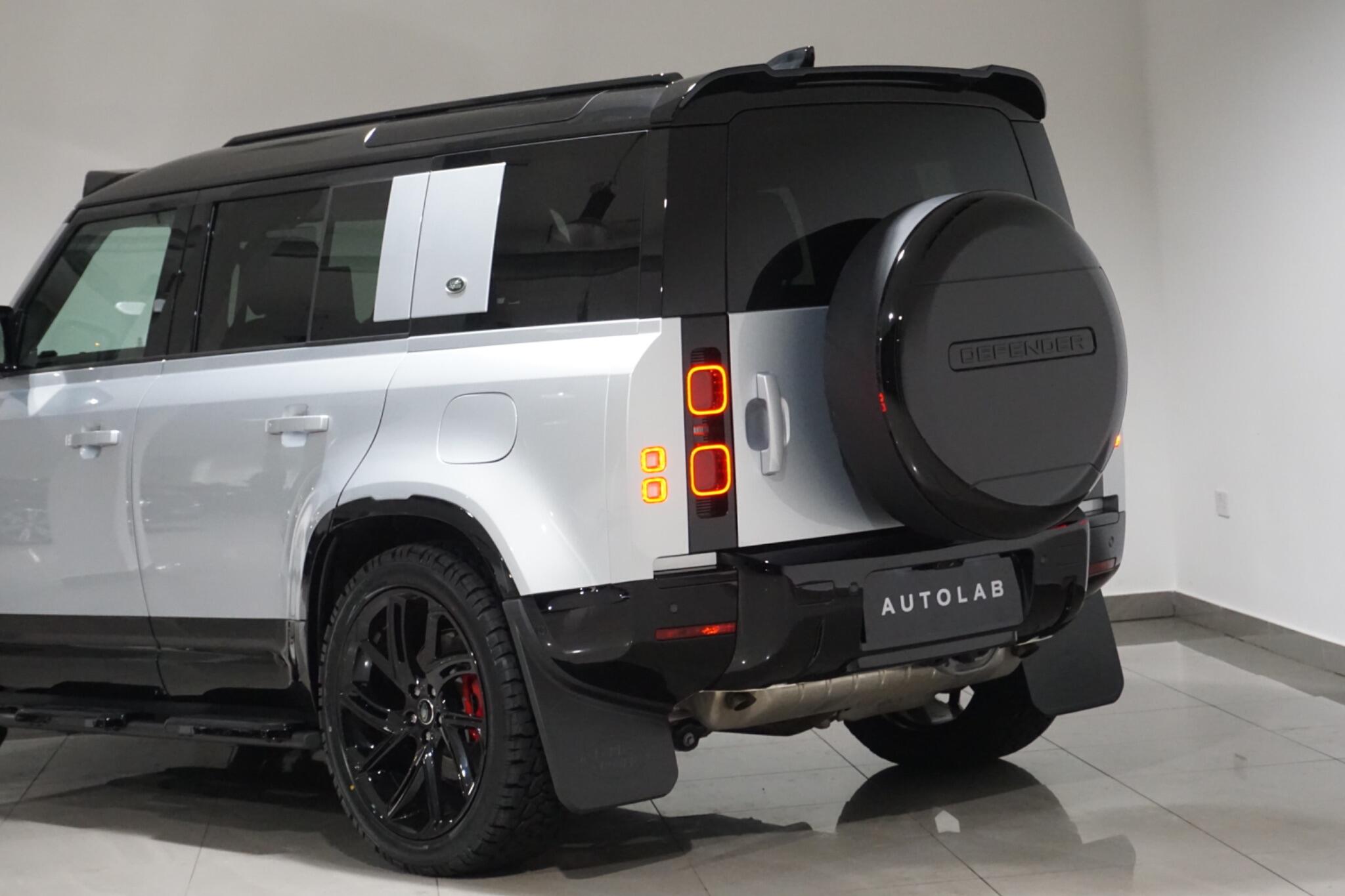 Land Rover Defender 110 2.0 P400e 15.4kWh XS Edition SUV 5dr Petrol Plug-in Hybrid Auto 4WD Euro 6 (s/s) (404 ps)